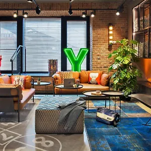 Hotel Moxy Praga, Varsovie